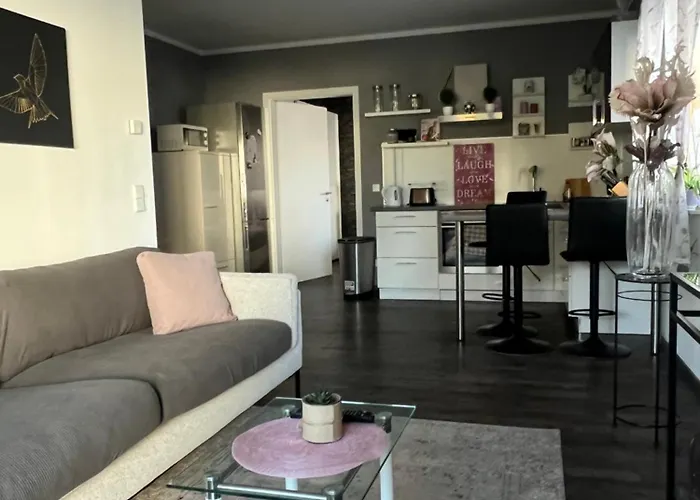 Sonnige Terrassenwohnung In Citylage 콧부스