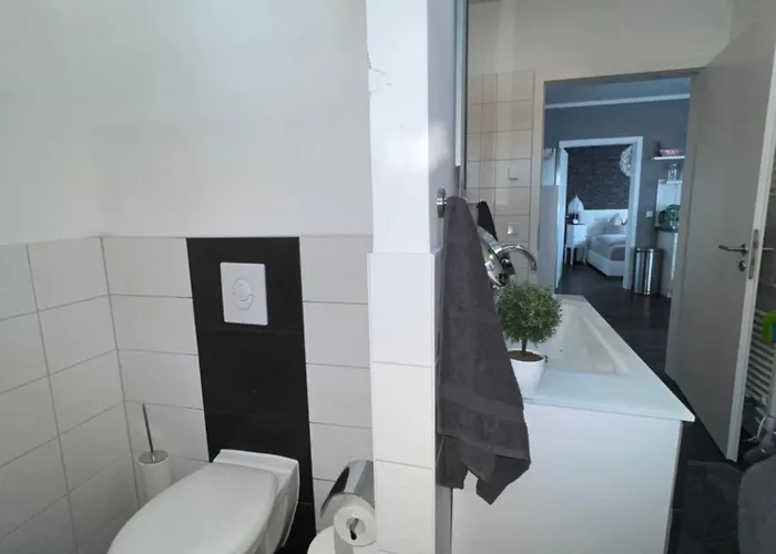 아파트 Sonnige Terrassenwohnung In Citylage